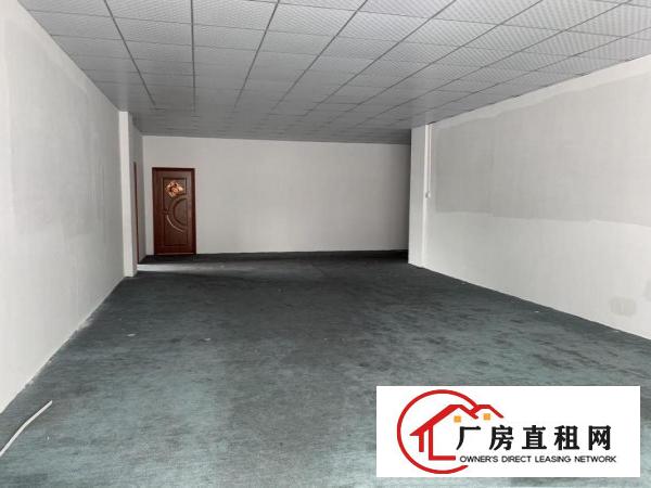  大康1300平方三楼厂房带装修出租现成眼镜厂