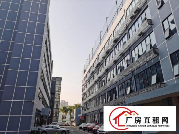  六约地铁口附近新出楼上120平带精装修厂房出租