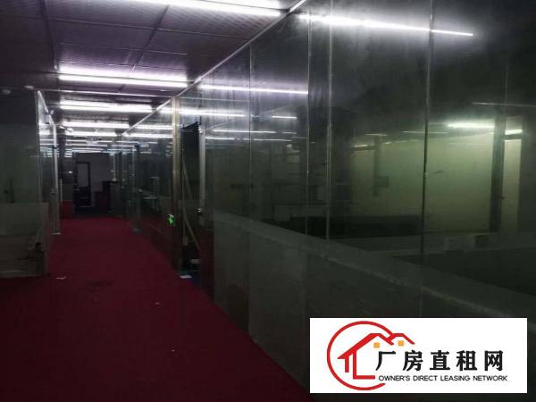  六约地铁口附近新出楼上800平现成珠宝厂出租
