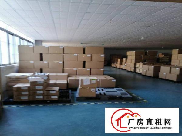  横岗荷坳地铁站新出1800平方带装修厂房