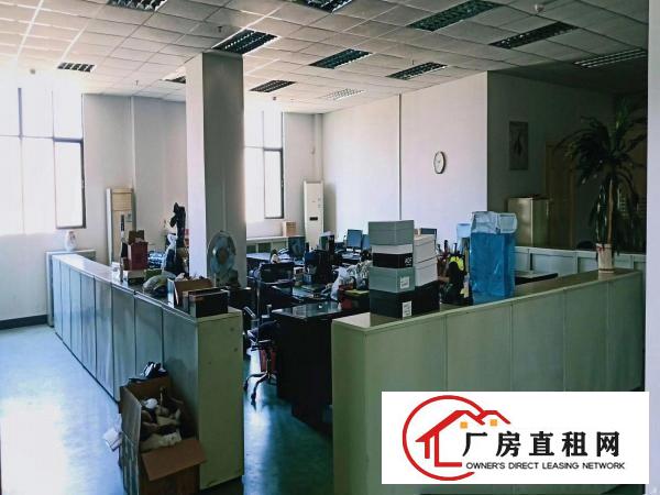  横岗四联小学附近新出一楼560平米厂房出租可分租