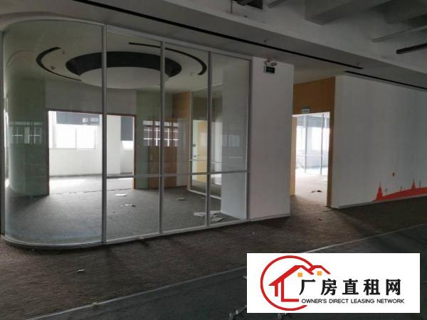  横岗地铁旁精装修厂房出租，带展厅办公装修1000平，便宜出租