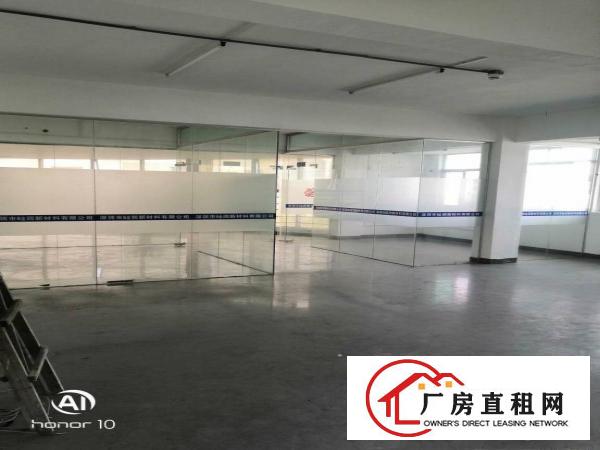  荷坳地铁站有带装修100.200.300.400平方厂房出租