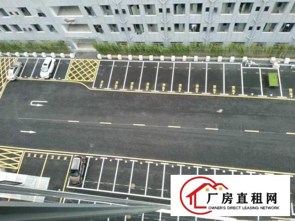  横岗安良独院一楼2200方出租，空地超大