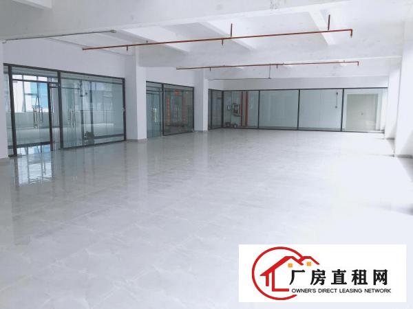  带装修！六约地铁站附近220平，办公电商仓库出租