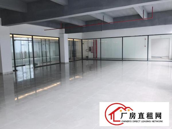  六约振业城旁新出320平，电商办公仓库，形象好空地大