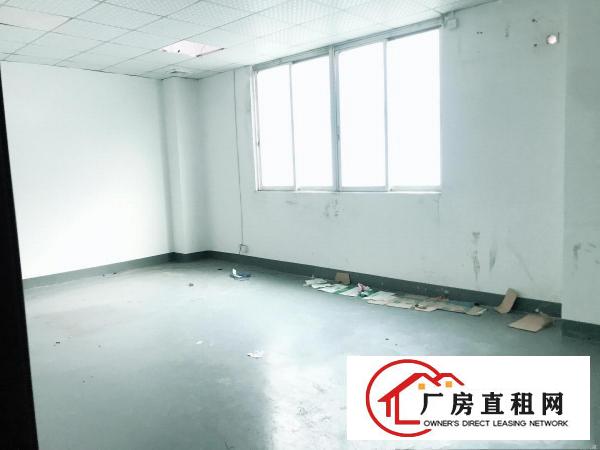  横岗西坑新出2楼400平低价厂房出租有电梯可分租公摊小合同长