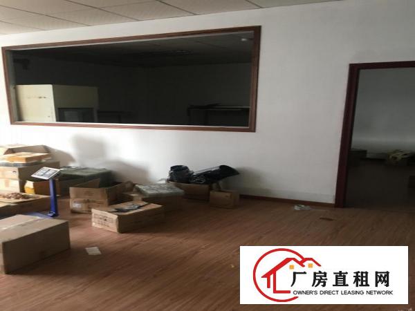  横岗天虹附近二楼260平米厂房出租带装修