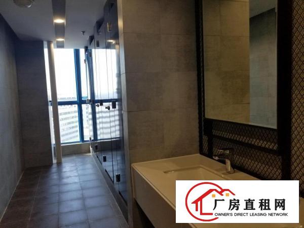  龙岗红本精装厂房出租。面积可分割
