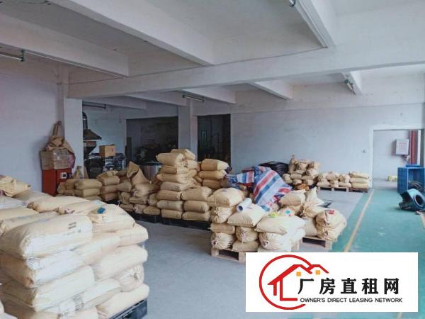  龙岗四联社区四联路空出6栋3楼1250平报19元带现成办公室