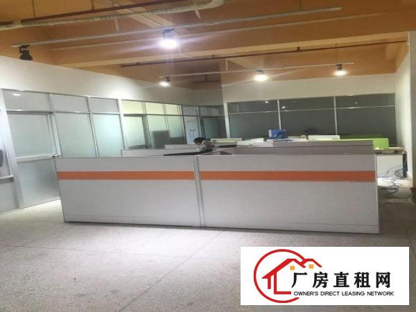  客户转租，整层890平方，实际面积出租，合同转让