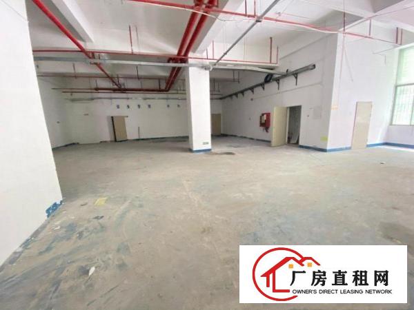  杨美地铁站新出一楼适合物流