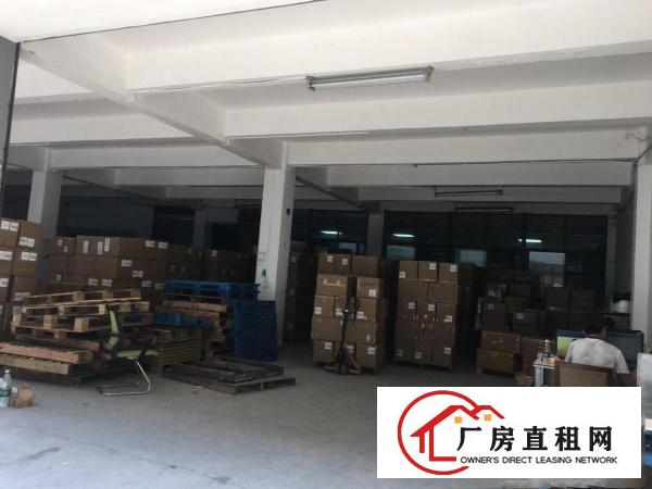  一楼物流、办公，200平1万，免费停车，可以分租