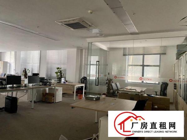  坂田地铁口新出一楼2800平豪华装修高新园区形象好配套齐全