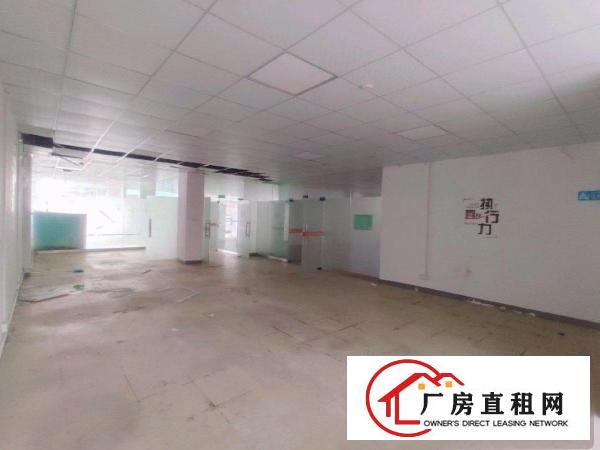  价格面议业主直租交通便利，位置好，使用面积大，停车方便