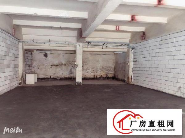  坂田地铁口附近一楼，可做物流，办公，仓库先到先得