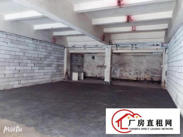  坂田地铁口附近一楼，可做物流，办公，仓库先到先得