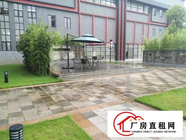  坂田华为附近一楼300平至1500平大小分租高度8米