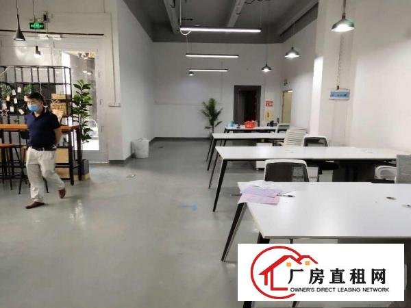 坂田手造街附近新出一楼1040平方精装修水电齐全层高5米
