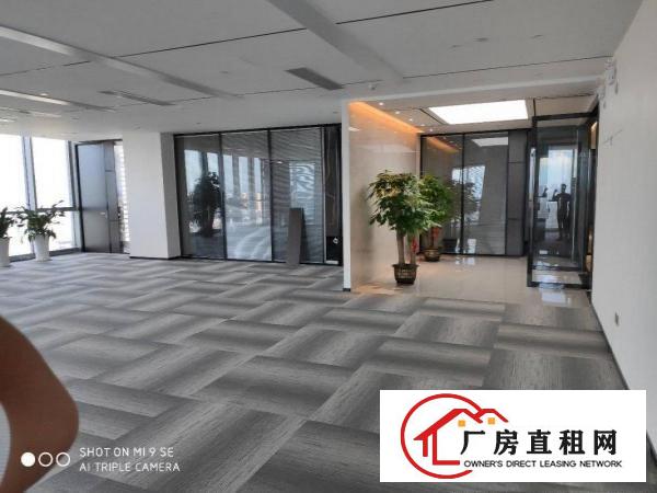  坂田杨美地铁口电商园3楼100平起租，带红本实用率高水电齐全