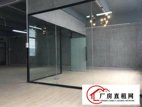  新鲜出炉，电商园内358平精装电商厂房出租，现成隔间
