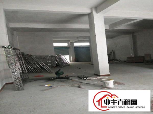  厂房便宜出租，前后大路，出门有公交
