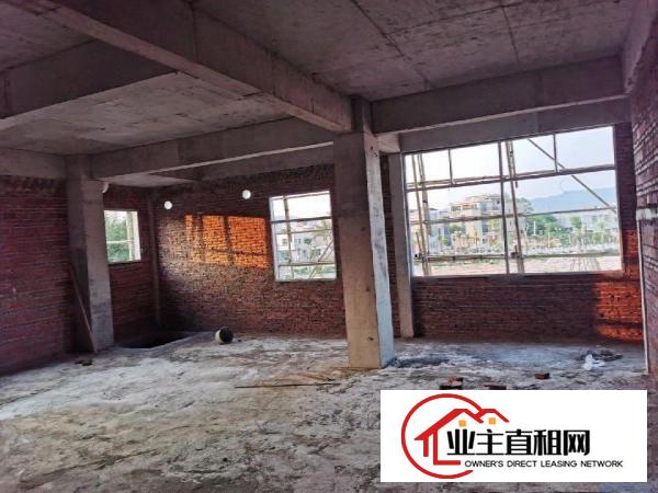  仓库或厂房360平出租，三楼4个套房房东直租近马路