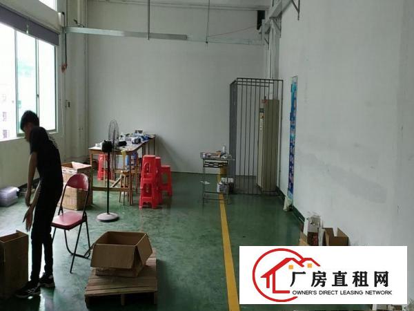  平南楼上厂房1000平米带装修招租