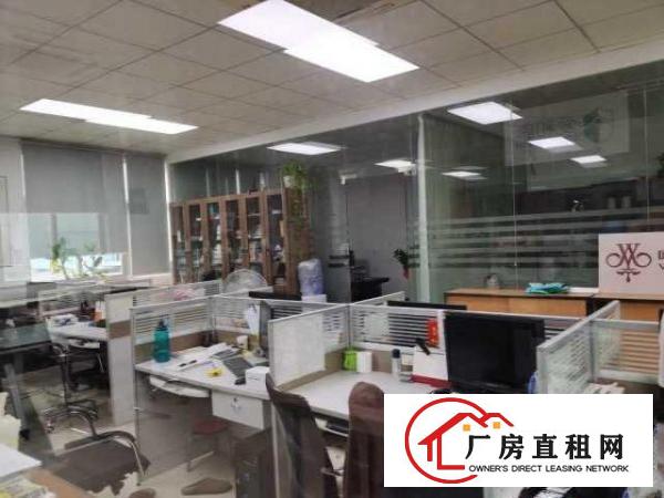  地铁附近物业150平方米精装办公室招租