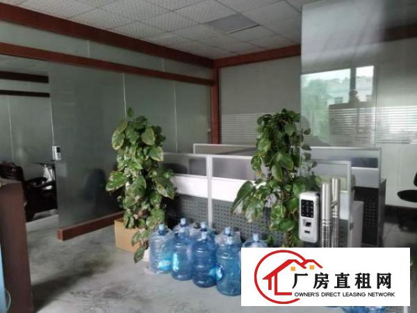  龙岗爱联嶂背新出现成办公室360平方空地超大招工
