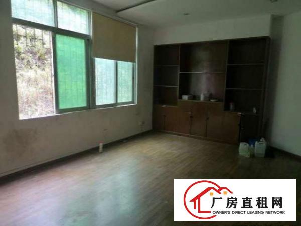  厂房出租龙岗爱联嶂背500平