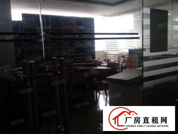  爱联工业区内带装修500平米厂房出租，有货梯好招工