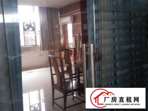  爱联工业区内带装修500平米厂房出租，有货梯好招工