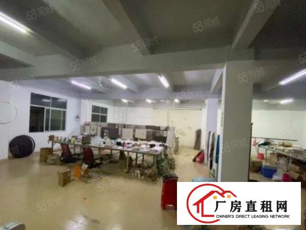  龙岗吉祥地铁站附近二楼厂房380平米，带2吨电梯有现成装修