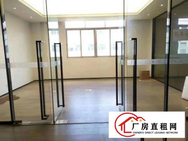  龙岗中心城南联地铁站精装1300平方厂房！可大小分租