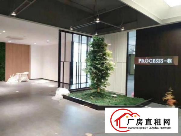  龙岗中心城南联地铁站精装1300平方厂房！可大小分租