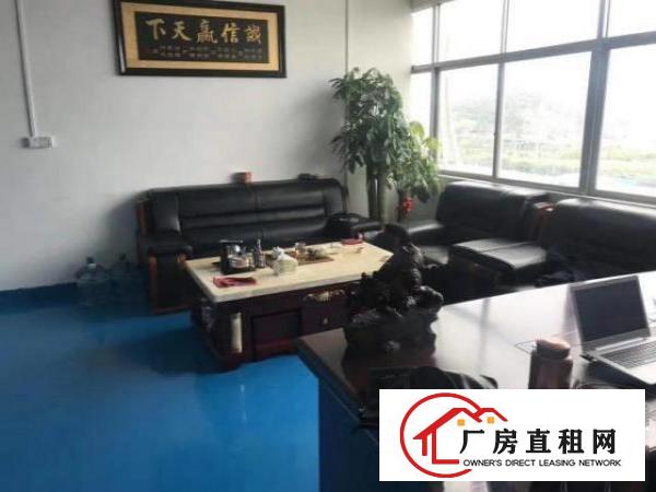  龙岗同乐工业区二楼整层带3吨电梯厂房整层1200平招租
