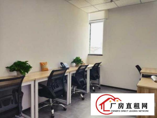  布吉3一5人靠窗精装修办公室出租送红本