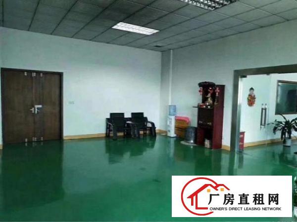  龙岗同乐原房东楼上整层1200平出租，白菜价15元