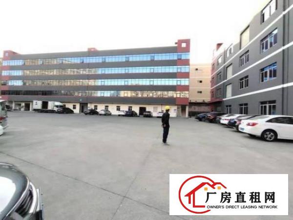  龙岗南联原房东楼上2000平方实际面积出租带装修有电梯可分租