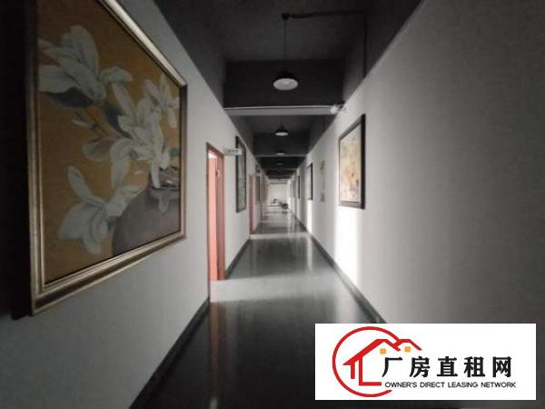  双龙地铁口出租二楼1300平带装修使用率8成外观形象佳好招工
