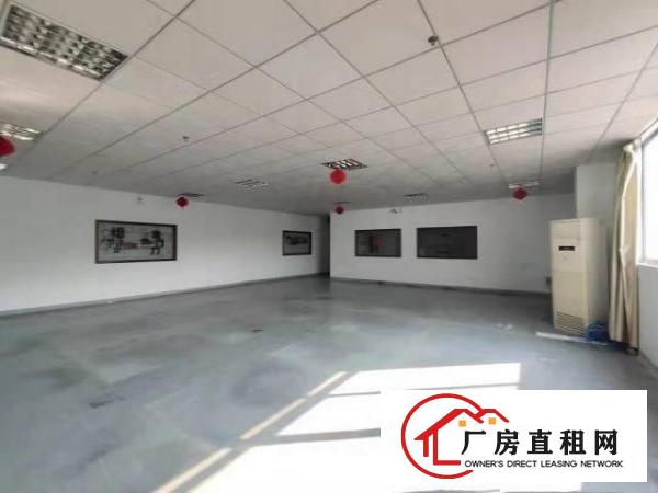  现成电子厂龙岗中心城原房东二楼1350平现成装修办公室可分租