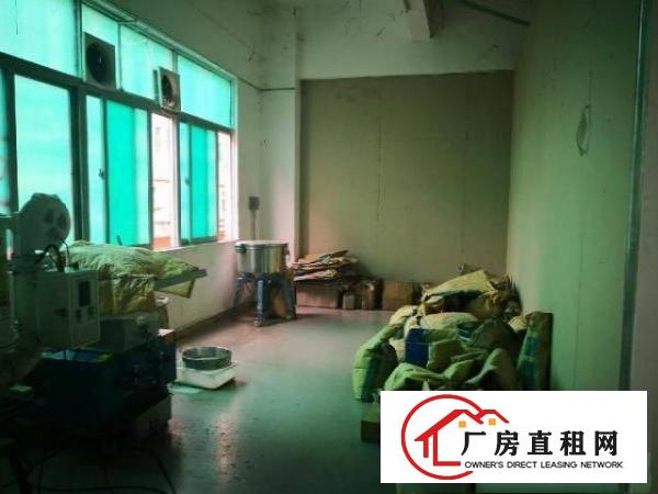  龙岗龙西五联北通道新出二楼厂房860平米出租