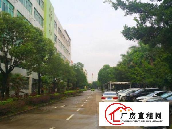  龙岗中心城南联地铁口二楼整层1500平厂房出租报价20元可分