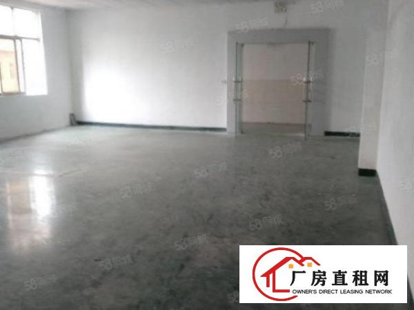  龙岗新生楼上厂房500带现成装修带电梯出租