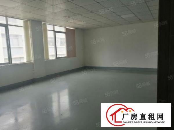  龙岗南联爱南路边1500平现成装修厂房出租转租可分租无转让费