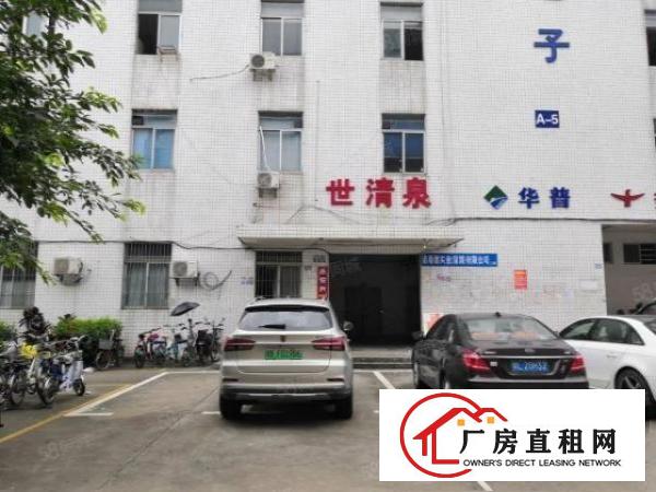  龙岗区龙东新出精装修厂房四楼1600平，实际面积出租，可分租