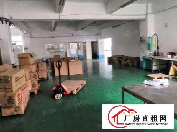  龙岗区龙东新出精装修厂房四楼1600平，实际面积出租，可分租