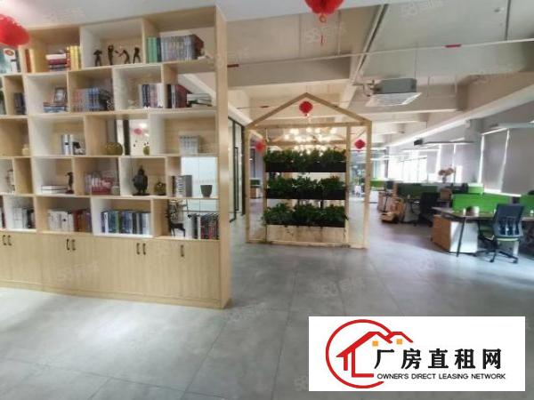  龙岗区荷坳地铁站原房东厂房1037平，有红本