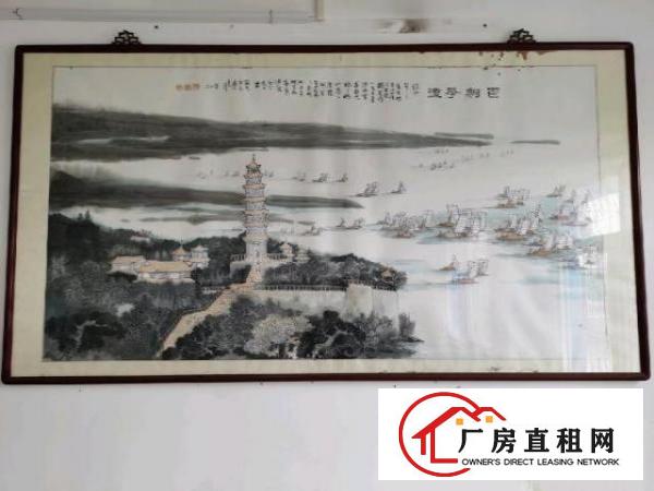  龙岗地铁口可分租三层独门独院